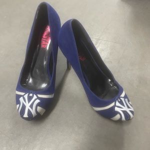 New York Yankees Heels